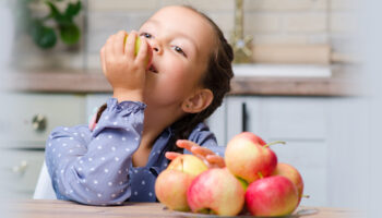Healthy Meals and Snacks Important for Kids Oral Health